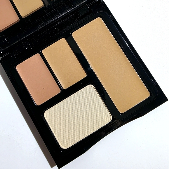 Bobbi Brown Face Touch Up Palette Natural New LE - Picture 2 of 4